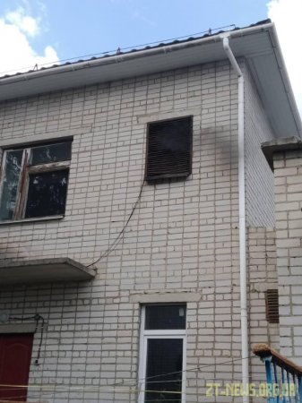 На Житомирщині поліцейські охорони запобігли пожежі у дитсадку