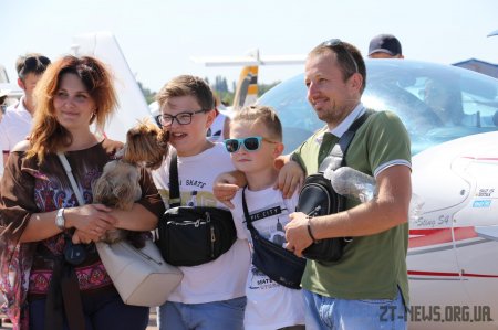 Тисячі відвідувачів та 500 пілотів із різних країн - цьогорічний Korolоv Avia Fest вражає масштабністю