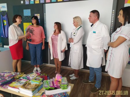 100 дітей отримали канцтовари до нового навчального року