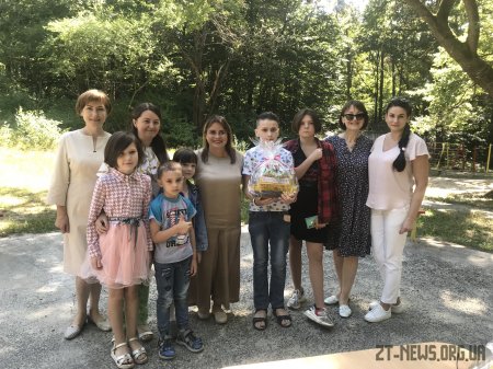 100 дітей отримали канцтовари до нового навчального року