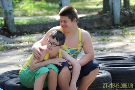 У Житомирі діти з порушенням розумового розвитку змагалися з рухової активності