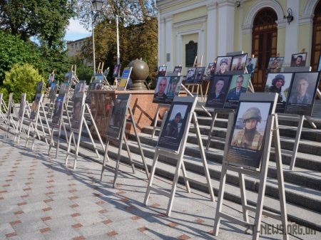 Напередодні Дня пам’яті захисників України у Житомирі відбувся патріотичний забіг