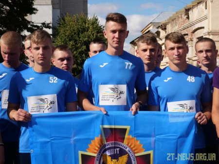 Напередодні Дня пам’яті захисників України у Житомирі відбувся патріотичний забіг