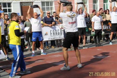 У Житомирі визначили переможців чемпіонату з кросфіту