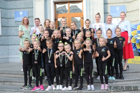 У міській раді відзначили юних гімнасток