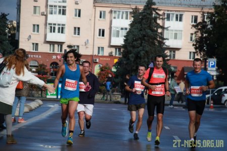 У Житомирі визначили переможців шостого космічного напівмарафону
