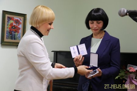 Житомирська художниця отримала нагороду «За заслуги перед містом Житомиром III cтупеня»