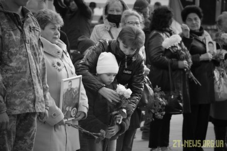 У Житомирі відкрили пам’ятний знак «Захисникам України у війні з російським агресором»