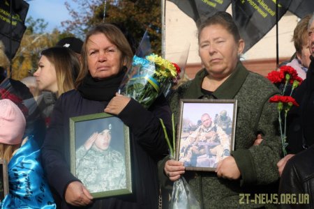 У Житомирі відкрили пам’ятний знак «Захисникам України у війні з російським агресором»