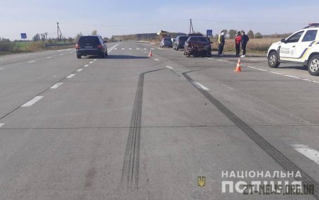 На трасі Київ-Ковель зіткнулися "ЗАЗ" та "Opel": троє людей травмувалися